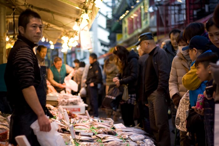 Mercado de Ameyoko -  (アメ横) — Tokyo, Japón
