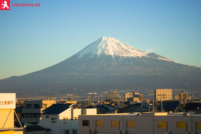 Vistas del Monte Fuji desde el tren a Hiroshima