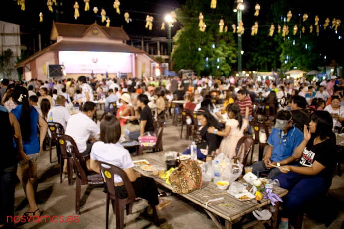 Baile, cena y verbena — Chiang Rai, Tailandia