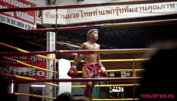 Primer combate con los luchadores más jóvenes — Chiang Mai, Tailandia