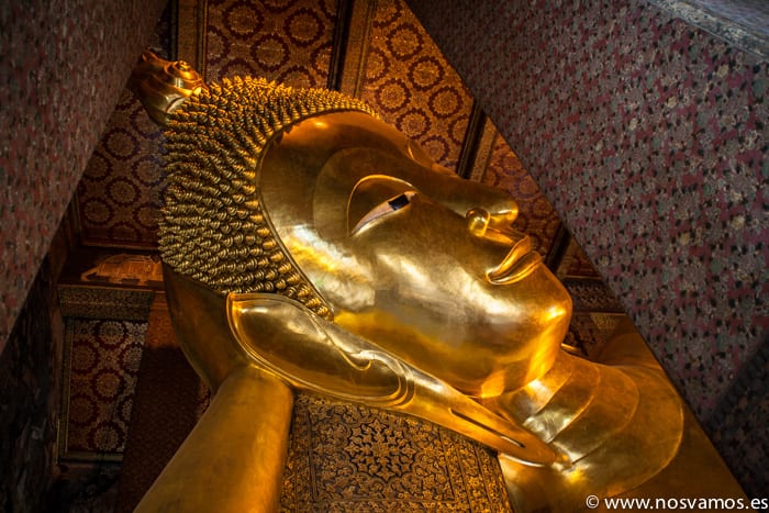 Templos en Tailandia: El buda reclinado de Bangkok. Wat Pho - วัดโพธิ์