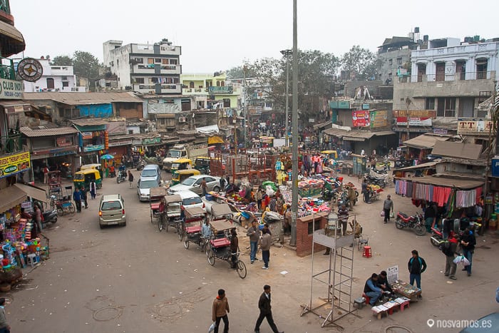 Plaza central de la zona del Paharganj — Delhi, India