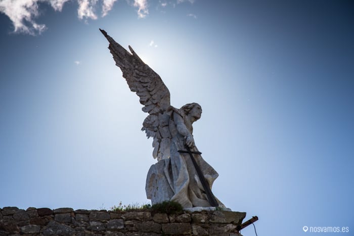 Una visita al cementerio de Comillas