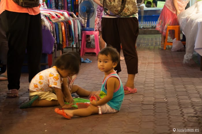 Los niños son la caña — Chiang Mai, Tailandia