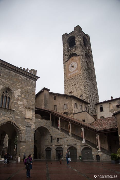 Plaza mayor — Bérgamo, Italia