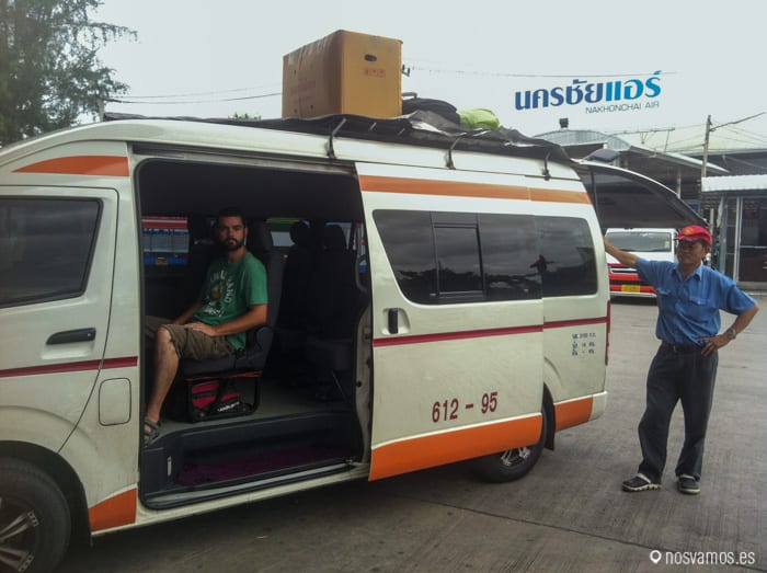 La furgoneta que nos llevaba desde Chiang Mai a Pai