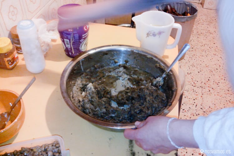 Mutabal, crema de berenjenas