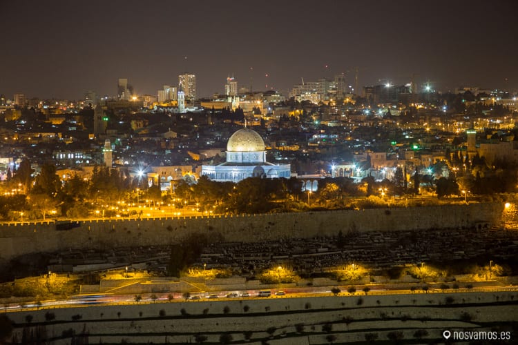 Explanada de las mezquitas con la Cúpula de la Roca, desde el monte de los olivos