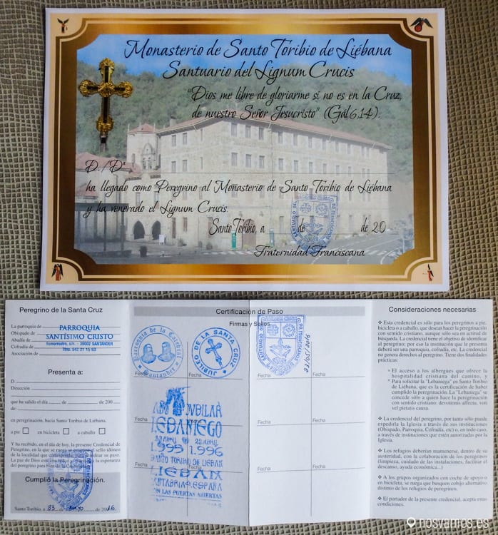 Credencial del peregrino con los sellos y  — Camino Lebaniego, España