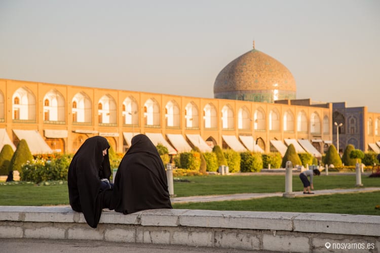 Nuestro libro sobre Irán: "Irán, lugar de vacaciones"