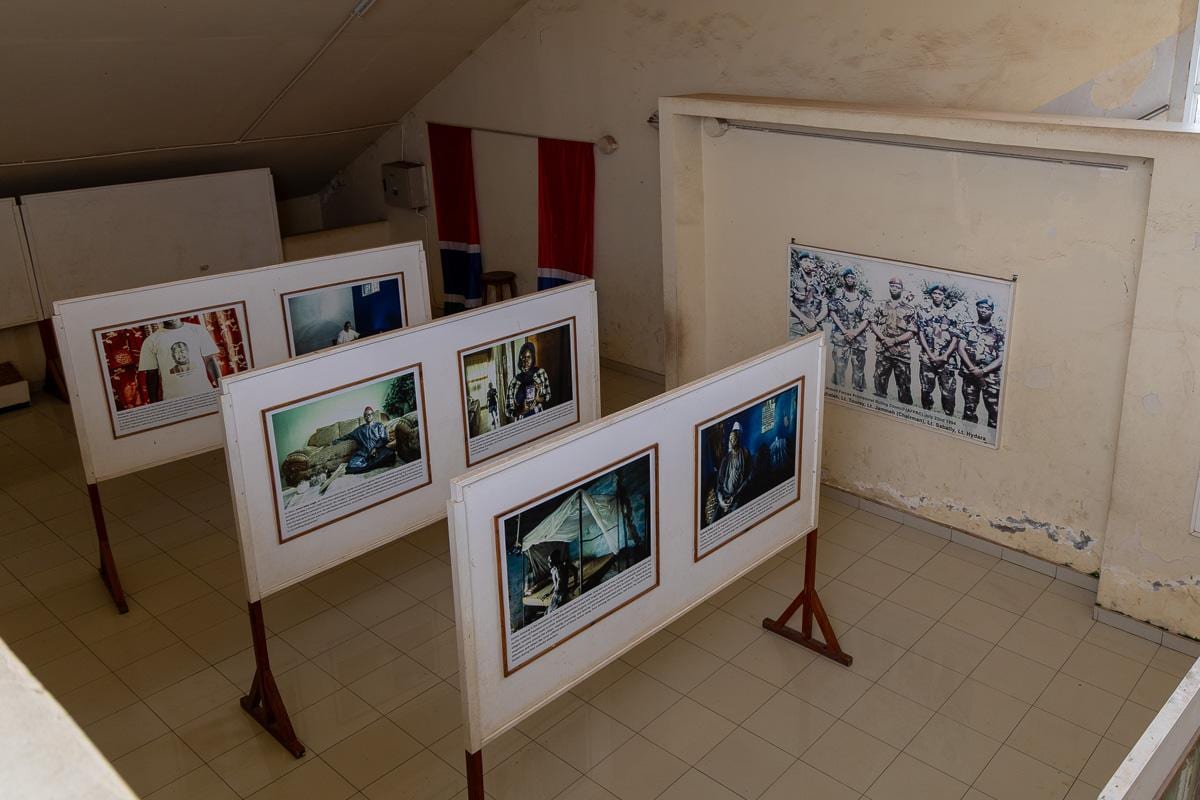 Exposición sobre los asesinados durante la dictadura del Arch22