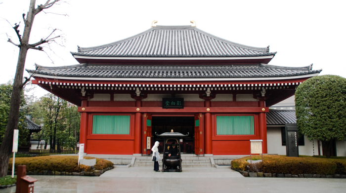 Entrada al templo SensoJi