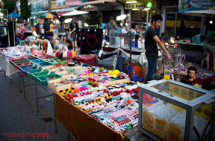 mercado-nocturno-chiang-rai-1